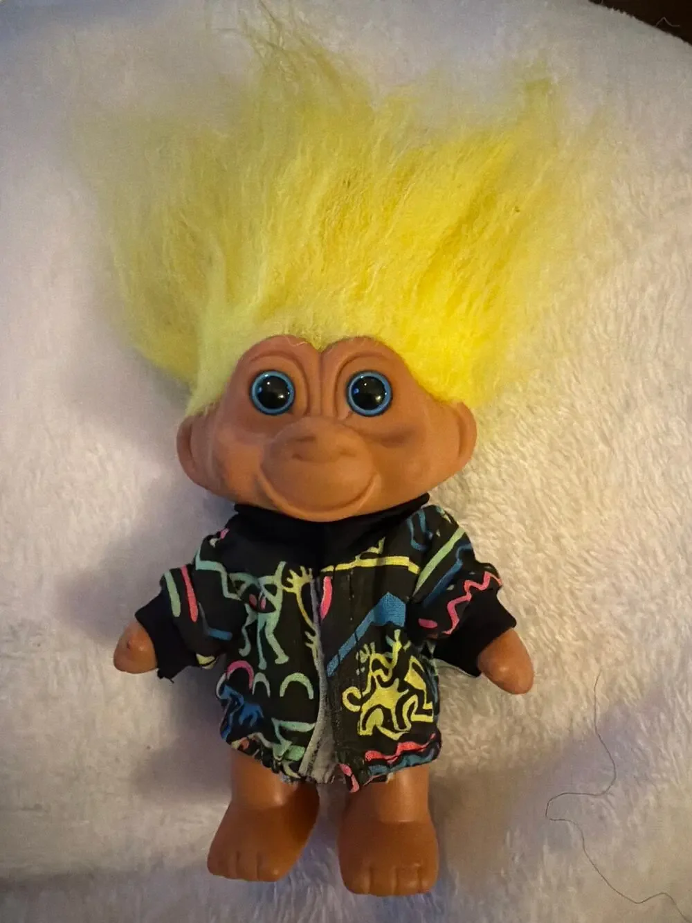 Vintage Russ Troll Doll Yellow Hair Blue Eyes Black Jacket 5